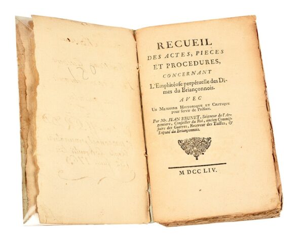Recueil-des-actes-pieces-et-procedures-concernant-lEmphiteose-perpetuelle-des-Dimes-du-Brianconnois.-Avec-un-Memoire-Historique-et-critique-pour-servir-de-Preface