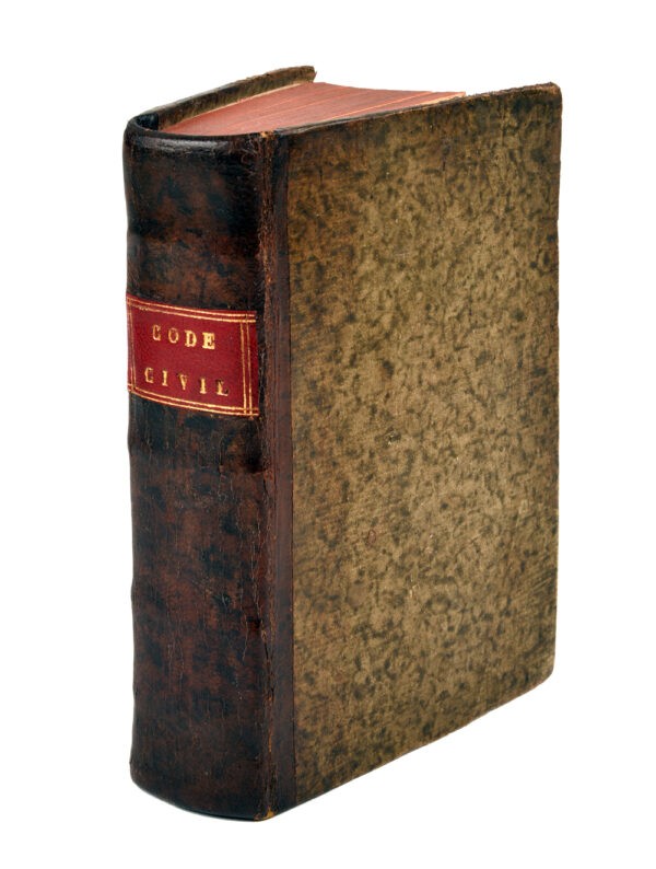 Code-civil-des-Francais-imprime-sur-ledition-originale-de-lImprimerie-de-la-Republique-et-des-Lois